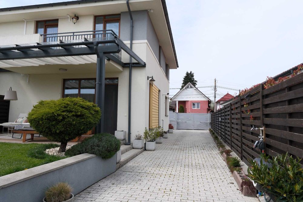 Casa de Vanzare Strada Viilor - 1