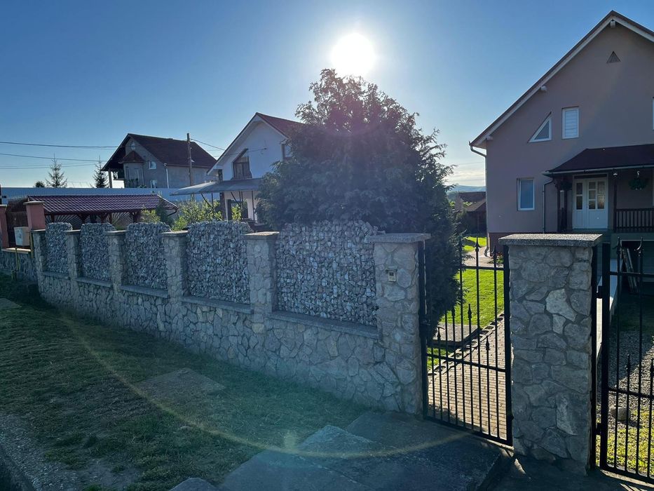 Casa de vânzare. - 1