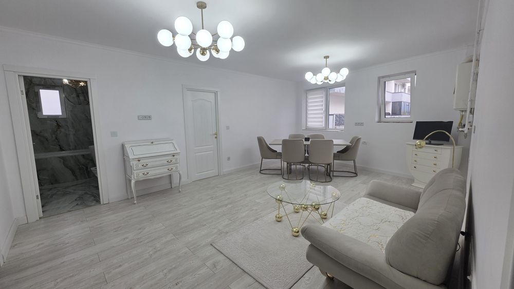 Apartament 4 camere decomandat - 1