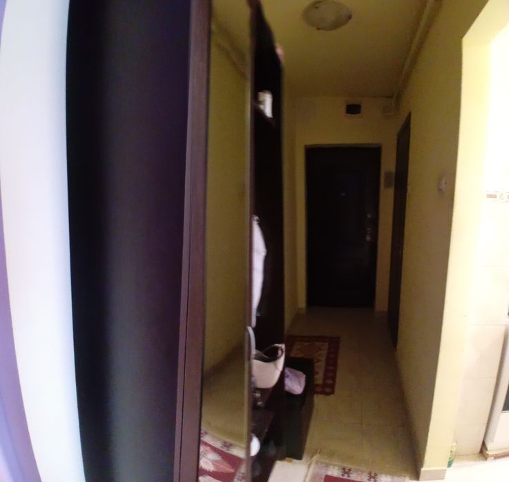 Apartament cu 3 camere de vanzare - 1
