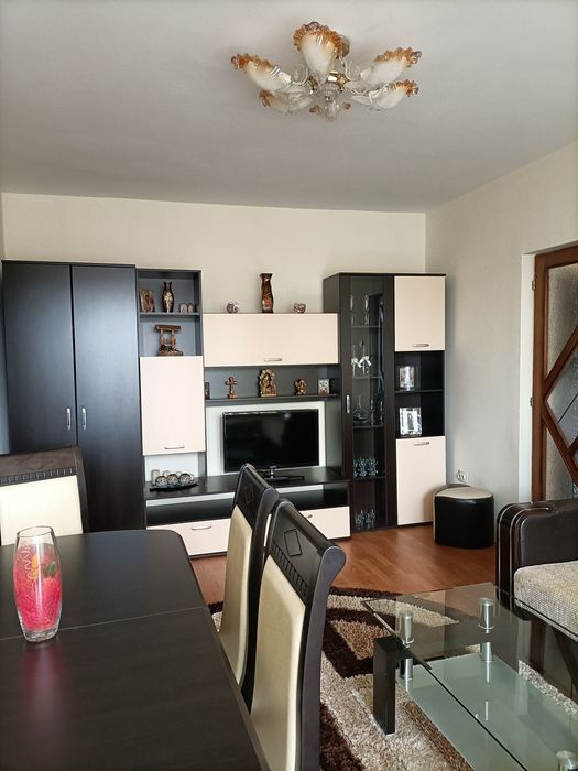 Apartament cu 3 camere - 1