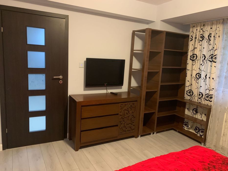 Închiriez apartament 2 dormitoare - 1