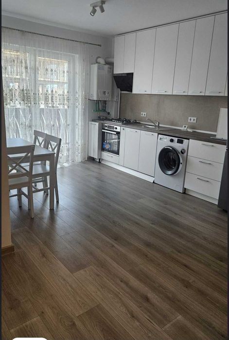 Inchiriez apartament bloc nou - 1