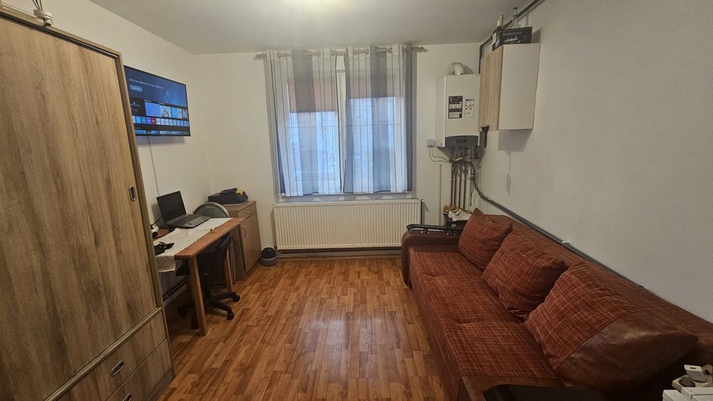 Vând apartament 1 cameră, decomandat, parter, renovat – Tg. Mureș, 7 Noiembrie - 1
