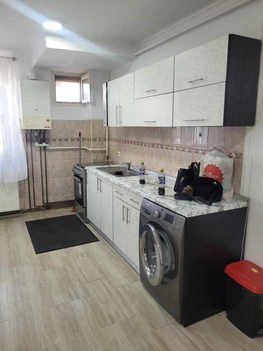Vand apartament decomandat 2 camere - 1